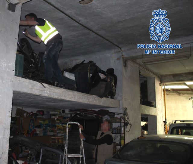 Desmantelados dos talleres mecánicos ilegales en Alcantarilla y en Beniaján - 3, Foto 3