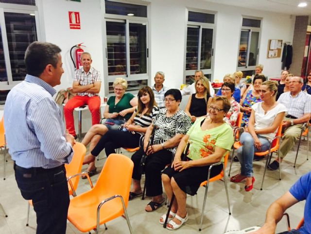 El Centro Social del barrio de San Pedro, nueva parada en la campaña electoral de Coronado - 2, Foto 2