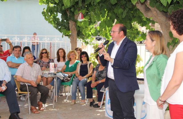 La ministra de Fomento visita Puerto Lumbreras donde mantiene un encuentro con afiliados y simpatizantes - 1, Foto 1