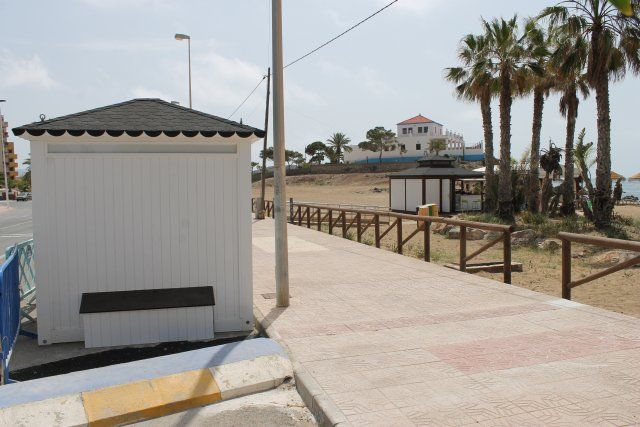 El ayuntamiento mejora instalaciones y accesos en playas de cara a la nueva temporada de verano, Foto 2