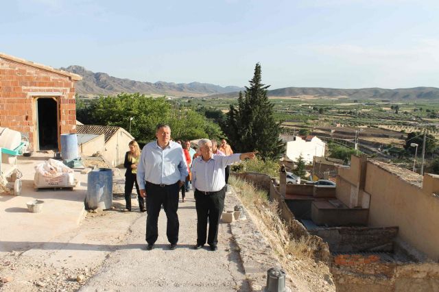El consejero de Fomento conoce en Jumilla el Plan de Mejora de Distritos dotado con más de medio millón de euros - 2, Foto 2