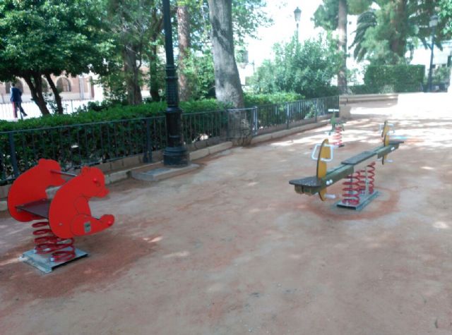 El Jardín de San Antón ya cuenta con toda la zona de juegos infantiles renovada al completo - 5, Foto 5