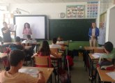 La Consejera de Educacin evala desde hoy a la primera promocin de alumnos bilinges para comprobar su dominio del ingls