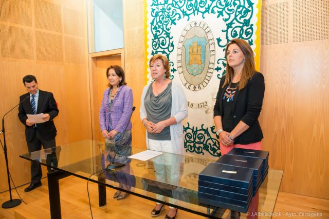 Dieciocho funcionarios municipales se despiden en Santa Rita - 1, Foto 1