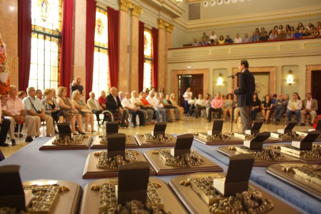 43 trabajadores del Ayuntamiento que se jubilan este año reciben un homenaje en el día de la patrona de la administración local - 1, Foto 1