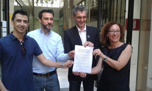 Ahora Murcia, Podemos, PSOE y UPyD firman el compromiso para la protección de la eESAD ad y el Cascales - 1, Foto 1