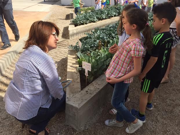La comunidad educativa del CEIP La Cruz pone en marcha el proyecto pedagógico Huerto Escolar Ecológico recolectando su primera cosecha - 4, Foto 4