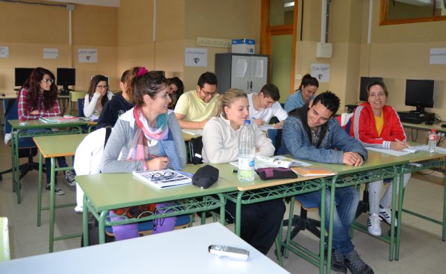 Alumnos de Gestin Administrativa del IES Felipe de Borbn de Ceut, 