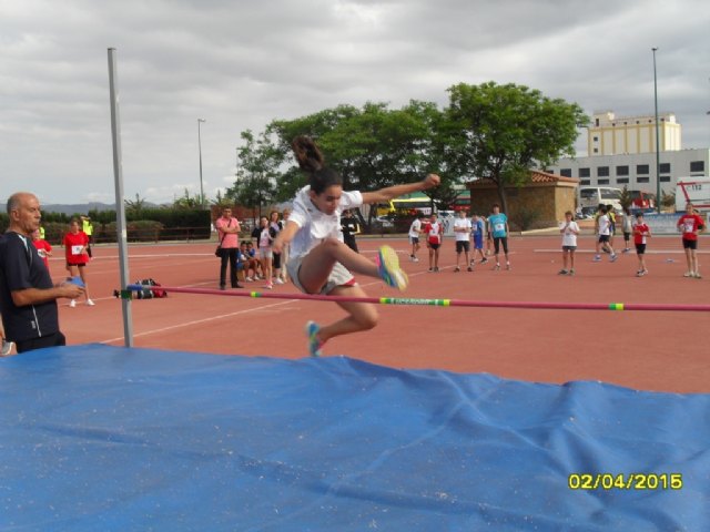 Los colegios Reina Sofa y La Cruz participaron en la Final Regional de Atletismo de Deporte Escolar, celebrada en Lorca - 2