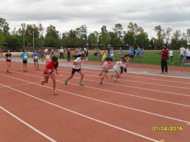 Los colegios Reina Sofa y La Cruz participaron en la Final Regional de Atletismo de Deporte Escolar, celebrada en Lorca - 6