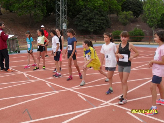 Los colegios Reina Sofa y La Cruz participaron en la Final Regional de Atletismo de Deporte Escolar, celebrada en Lorca - 10