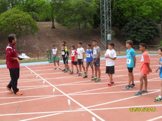 Los colegios Reina Sofa y La Cruz participaron en la Final Regional de Atletismo de Deporte Escolar, celebrada en Lorca - 11