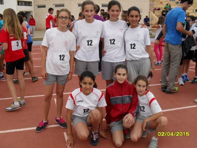 Los colegios Reina Sofa y La Cruz participaron en la Final Regional de Atletismo de Deporte Escolar, celebrada en Lorca - 18