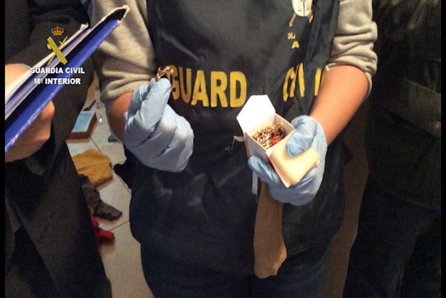 La Guardia Civil desmantela dos grupos especializados en robos por el método del bumping - 3, Foto 3