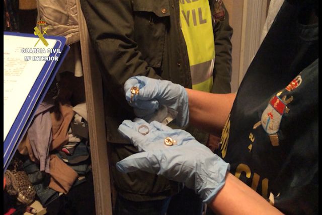 La Guardia Civil desmantela dos grupos especializados en robos por el método del bumping - 4, Foto 4