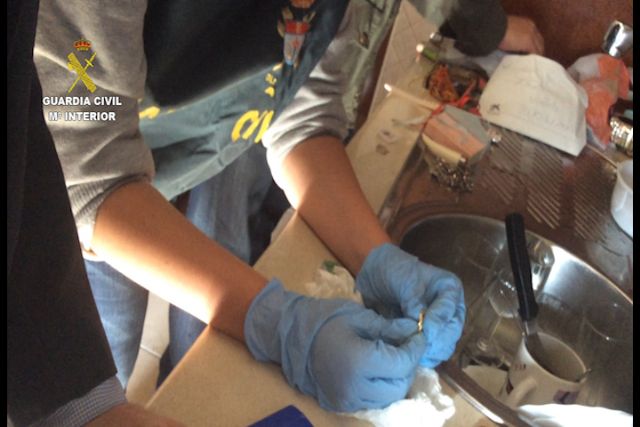 La Guardia Civil desmantela dos grupos especializados en robos por el método del bumping - 5, Foto 5