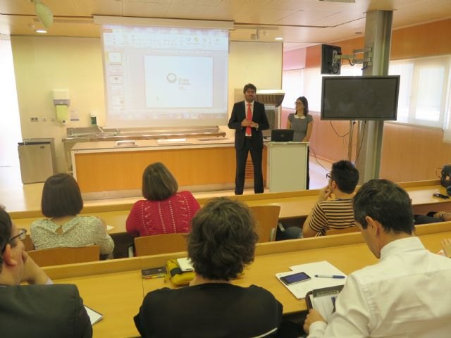 Turismo muestra a los responsables de hoteles y apartamentos de la Región cómo aumentar sus reservas online - 1, Foto 1