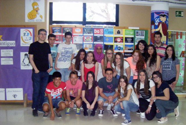 Alumnos del IES Felipe de Borbón de Ceutí se fijan en la importancia comercial del latín y el griego - 1, Foto 1