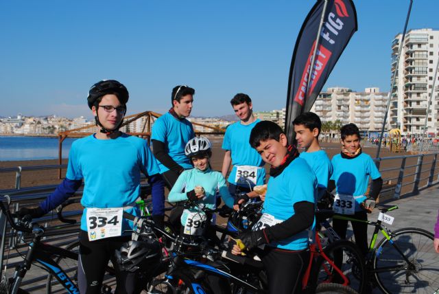 La escuela municipal de Triatlón debuta en el programa Deporte Escolar de la Región - 1, Foto 1