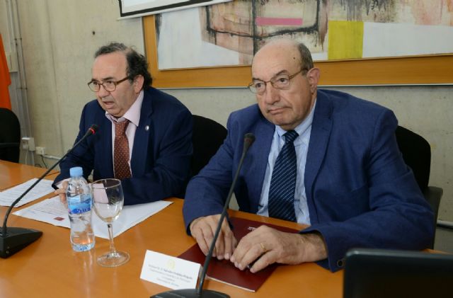 El ex secretario de Estado Salvador Ordoñez afirma que la universidad debe seguir el ritmo que marcan los tiempos - 1, Foto 1