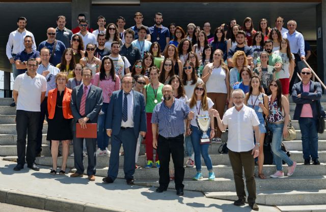 La Facultad de Educación gana el Trofeo Rector de la Universidad de Murcia - 1, Foto 1