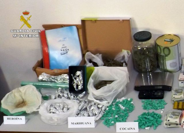 La Guardia Civil desmantela una experimentada organización criminal dedicada a robos en viviendas y al tráfico de drogas - 1, Foto 1