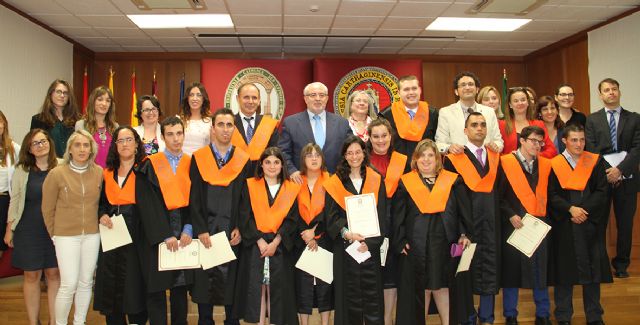 La UCAM gradúa a la segunda promoción de estudiantes del programa CAPACITAS - 1, Foto 1