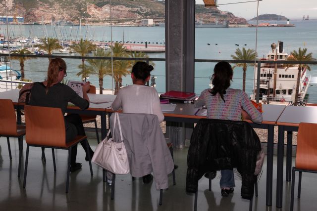 Apertura extraordinaria de bibliotecas y salas de estudio de la UPCT durante los exámenes - 1, Foto 1