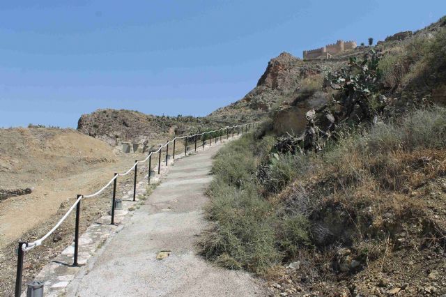 Avanzan a buen ritmo las obras del Camino del Subidor al Castillo - 5, Foto 5