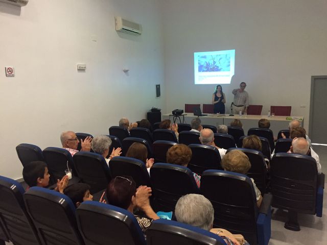 Concluye el ciclo de conferencias para mayores para promover la salud en este sector de la sociedad pachequera - 2, Foto 2