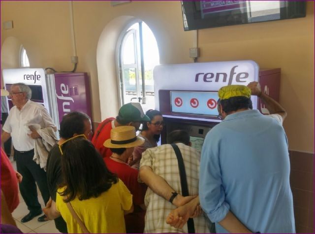 El Centro de Día para Personas con Enfermedad Mental ha organizado actividades especiales - 4, Foto 4