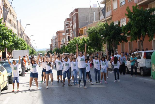 Escolares de Cehegín celebran con un 'flashmob' el Día Mundial del Medio Ambiente - 1, Foto 1