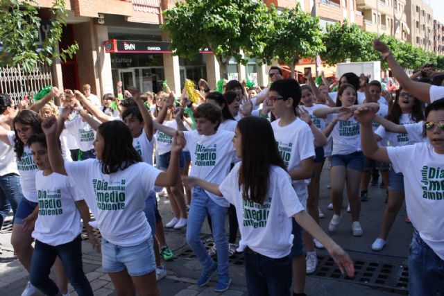 Escolares de Cehegín celebran con un 'flashmob' el Día Mundial del Medio Ambiente - 4, Foto 4