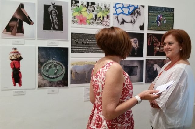 El Cigarralejo muestra al público, a través de 350 obras y dibujos, el trabajo creativo que profesores y alumnos realizan en las aulas - 1, Foto 1