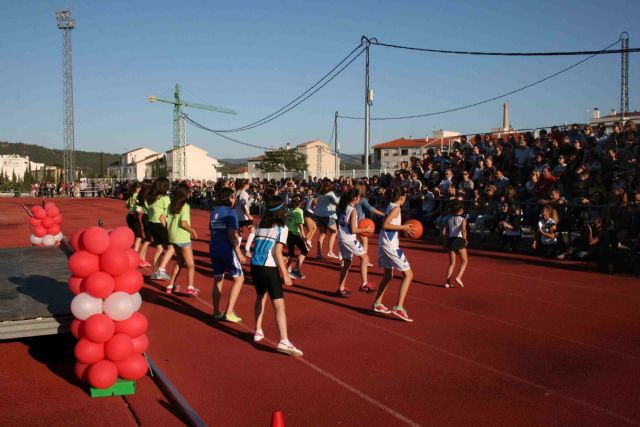 Más de 1.300 alumnos celebran con la Concejalía de Deportes la clausura de las escuelas deportivas - 3, Foto 3