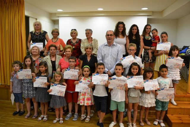 Diplomas fin de curso para los alumnos del taller de dibujo y pintura Pint-Art de Águilas - 1, Foto 1