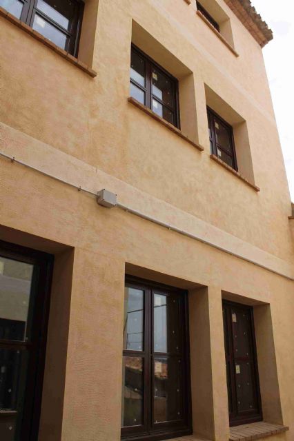 El Ayuntamiento mejorará notablemente la eficiencia energética de la Universidad Popular, Escuela de Música y Mercado de San Juan - 5, Foto 5