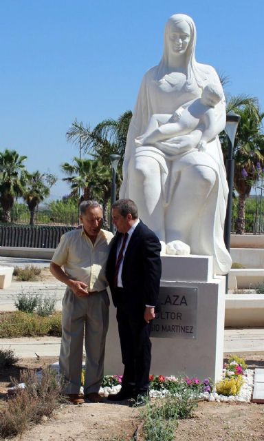 El escultor alcantarillero Anastasio Martínez Valcárcel dona una obra suya para la plaza que lleva su nombre, junto al Museo de la Huerta - 3, Foto 3