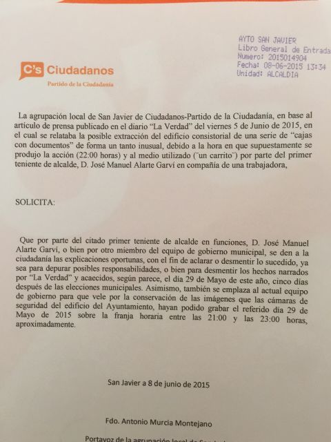 C´s San Javier presenta un escrito en el Ayuntamiento - 1, Foto 1