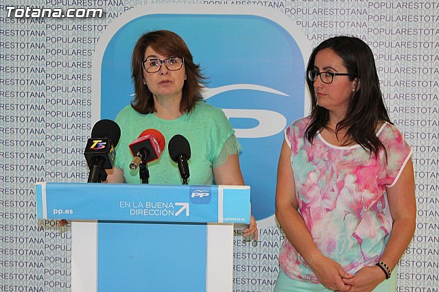 Rueda de prensa PP Totana. Valoración resultados elecciones 24 mayo 2015, Foto 1