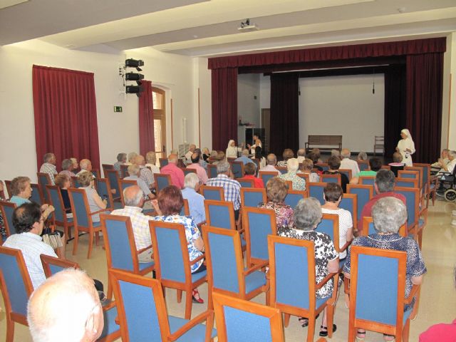 Los Clubes de Mayores de Cartagena se solidarizan con las Hermanitas de los Pobres - 2, Foto 2