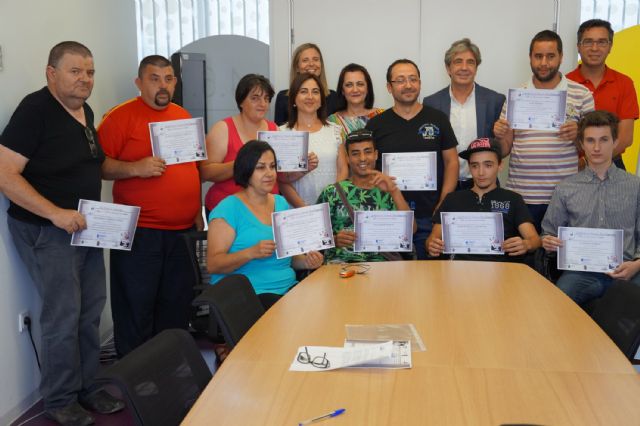 Concluye en Las Torres de Cotillas el tercer taller de zapatero remendón de Proyecto Abraham - 1, Foto 1