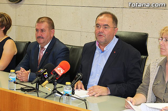 Concejales electos del PSOE y Ganar Totana-IU presentaron el acuerdo programtico del gobierno para la legislatura 2015/2019 - 10