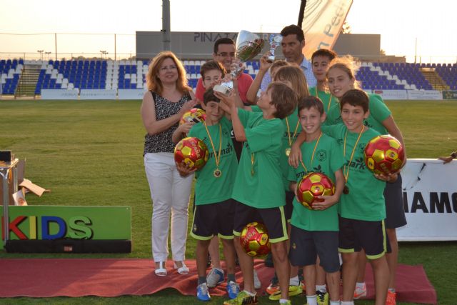 El colegio San Pedro Apóstol se adjudica la Copa Interescuelas 2015 - 1, Foto 1