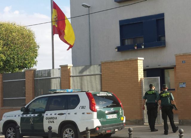La Guardia Civil detiene a dos personas por extorsionar a un empresario de Yecla - 1, Foto 1