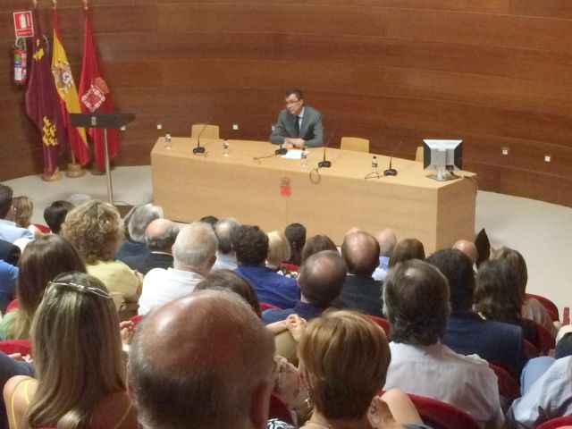 El Alcalde solicita a los funcionarios su colaboración para mejorar el servicio a los ciudadanos - 1, Foto 1