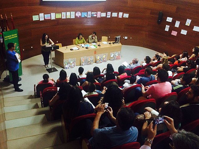 Más de 140 voluntarios han asistido durante este curso a menores del municipio en refuerzo escolar - 1, Foto 1