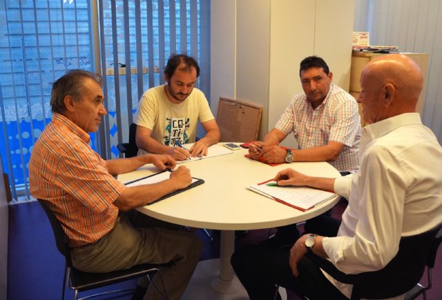 El alcalde torreño inicia las mesas de diálogo con la oposición para integrar sus propuestas en una línea de gobierno de consenso - 2, Foto 2