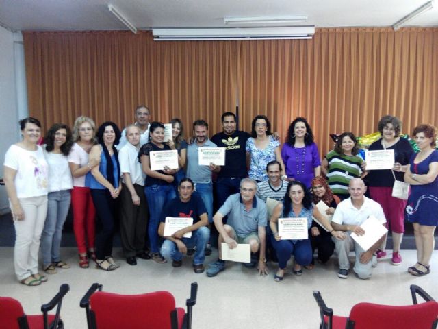 Diecisiete alumnos han finalizado el curso Habilidades en Jardinería y Viveros en Molina de Segura - 1, Foto 1