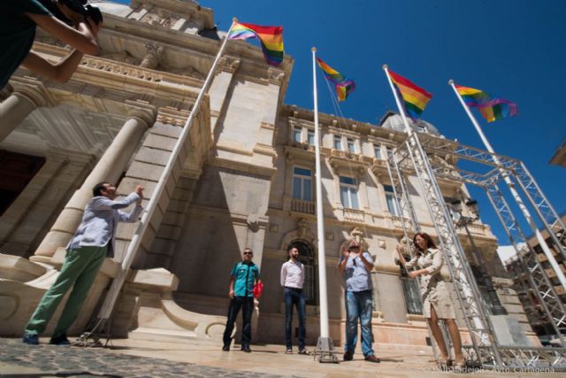 El Palacio Consistorial se une a la celebración de la diversidad - 1, Foto 1